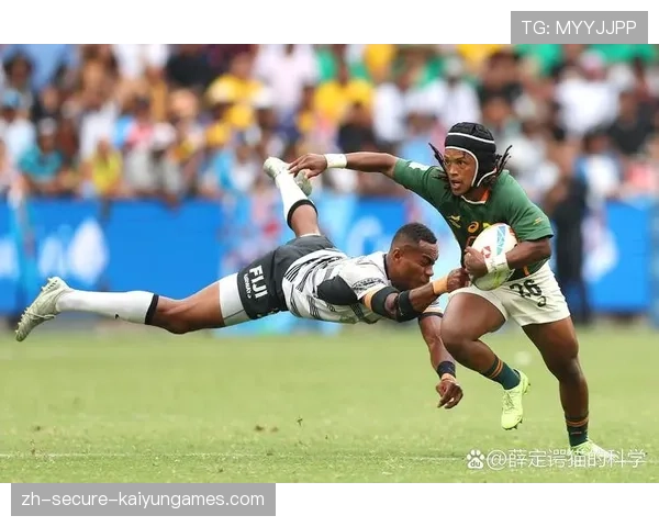 加拿大七人制橄榄球比赛团队配合默契，七人制橄榄球比赛时间